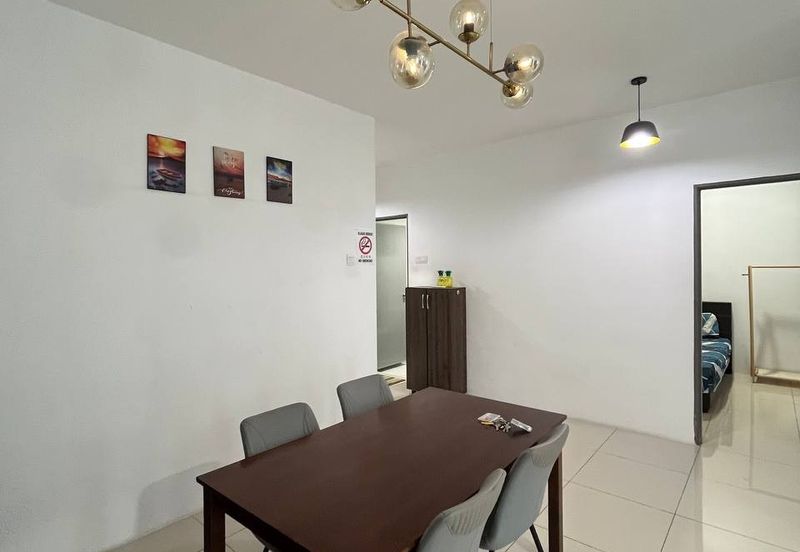 Manhattan Condominium