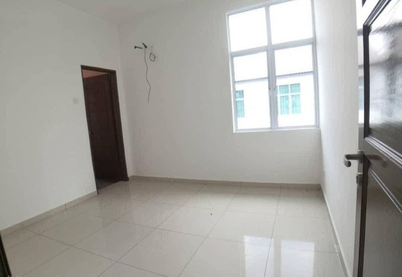 TAMAN MERU DESA PARK