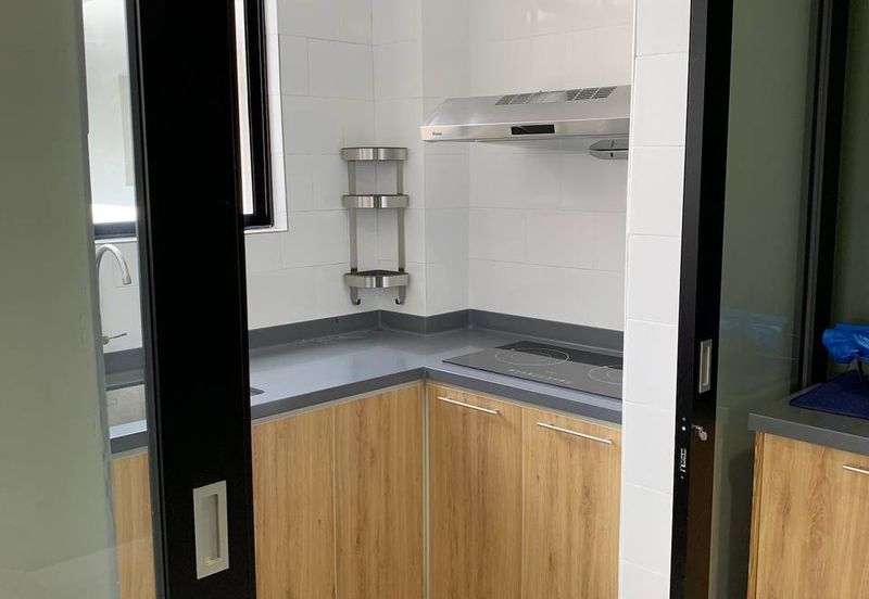 Upper East @ Tiger Lane