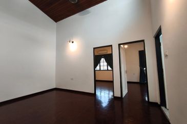 PASIR PUTEH/PENGKALAN