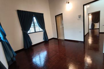 PASIR PUTEH/PENGKALAN