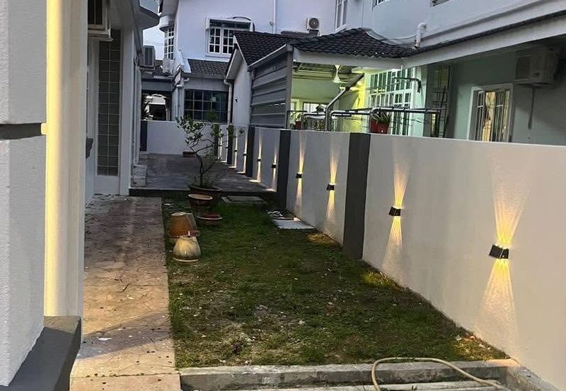 TAMAN IPOH BOULEVARD TIMOR