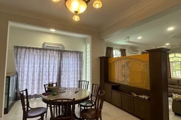 TAMAN IPOH BOULEVARD TIMOR