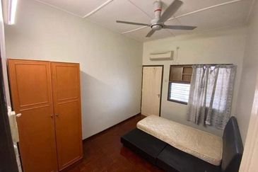 TAMAN KINTA, JALAN KAMPAR