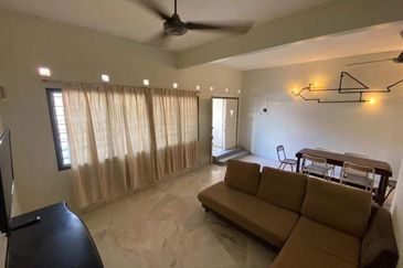 TAMAN KINTA, JALAN KAMPAR