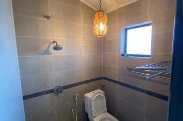 TAMAN KINTA, JALAN KAMPAR