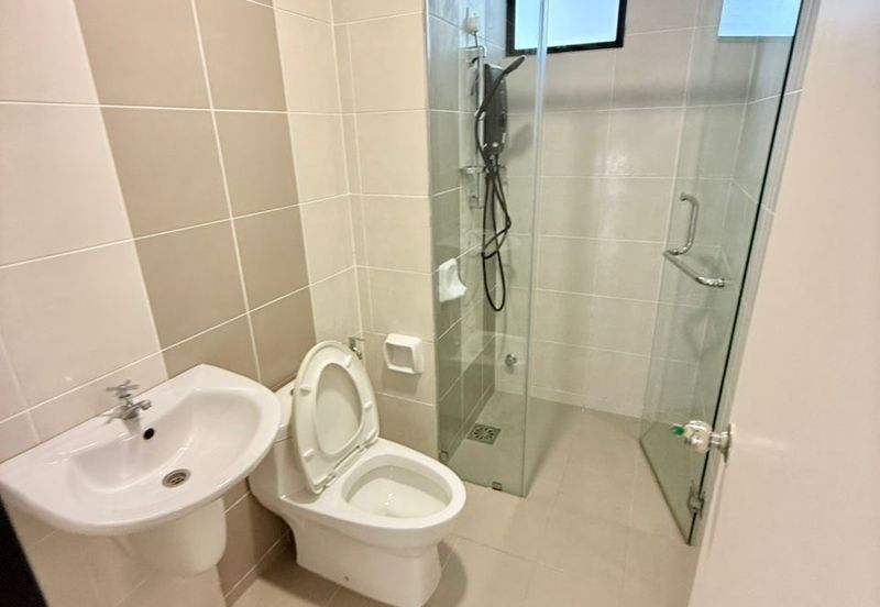 Upper East @ Tiger Lane