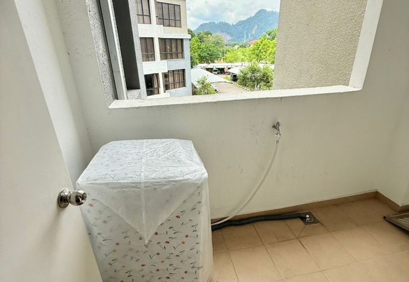 Upper East @ Tiger Lane