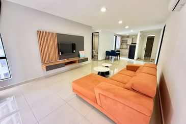 Upper East @ Tiger Lane