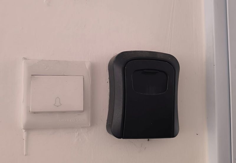 CASA RESIDENCES, CHEMOR