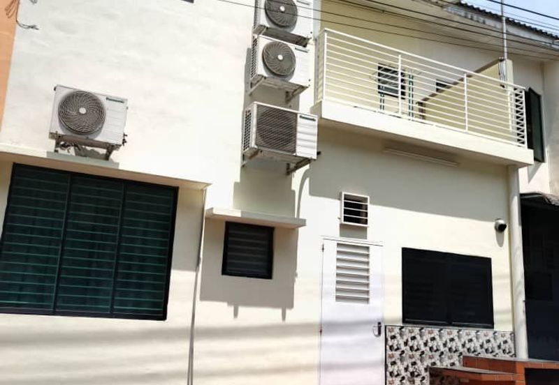 Taman Lapangan Hartamas Botani