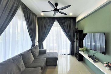 THE COVE HILLSIDE RESIDENCE