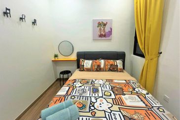 THE COVE HILLSIDE RESIDENCE