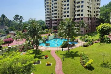 MERU VALLEY RESORT (GOLF VISTA APARTMENT