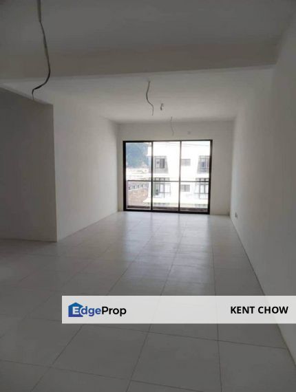 🌳 Treetop Condominium For Sale 🏙️ 💥 Never Occupied | Below Market 💥, Perak, Ipoh