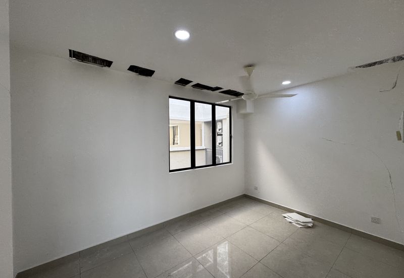 Upper East @ Tiger Lane