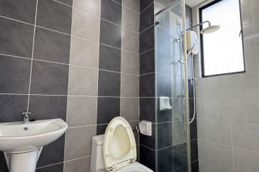 Upper East @ Tiger Lane