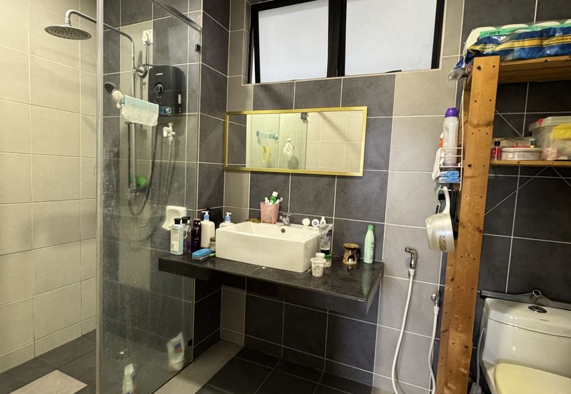 Upper East @ Tiger Lane