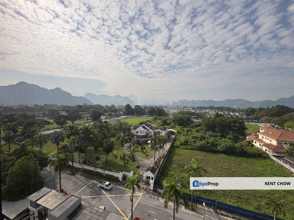 🏙️ FOR SALE 🏙️ Upper East Condominium – Corner Unit, Perak, Ipoh