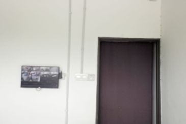 🏢 Gunung Lang 3-Storey Commercial