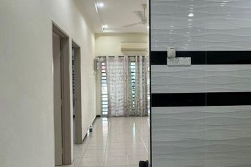 DESA LAHAT SRI -WANG