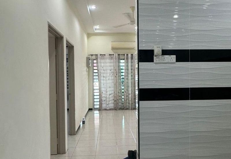 DESA LAHAT SRI -WANG