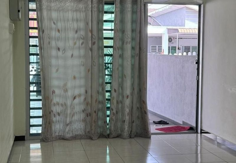 DESA LAHAT SRI -WANG