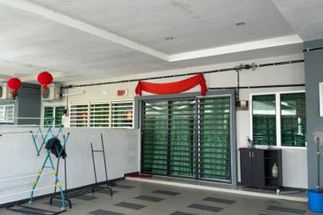 DESA LAHAT SRI -WANG