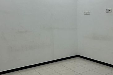 DESA LAHAT SRI -WANG