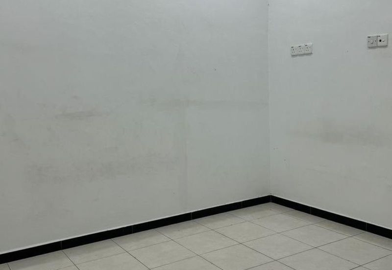 DESA LAHAT SRI -WANG