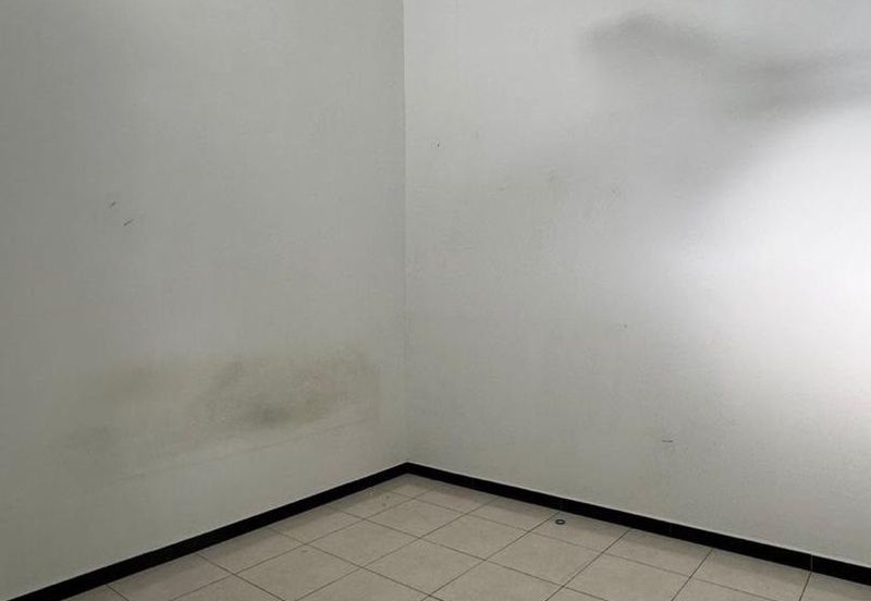 DESA LAHAT SRI -WANG