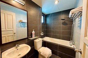 KINTA RIVERFRONT HOTEL & SUITES