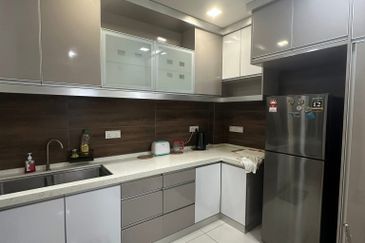 TAMAN LAPANGAN HILLCITY COND