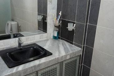 Pangsapuri Seri Tecoma