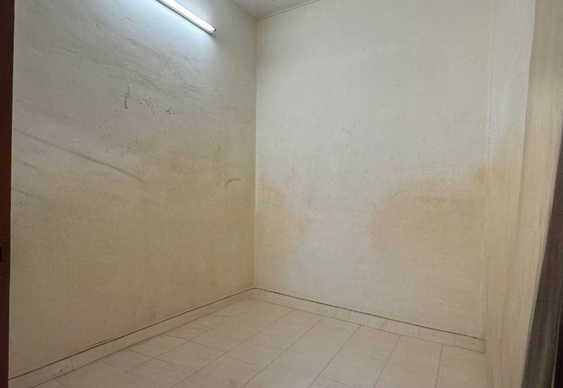 TAMAN PUTERI LINDUNGAN BULAN