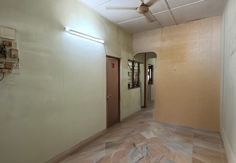 TAMAN PUTERI LINDUNGAN BULAN