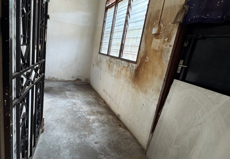 TAMAN PUTERI LINDUNGAN BULAN