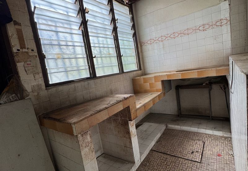 TAMAN PUTERI LINDUNGAN BULAN