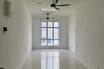 CASA RESIDENCES, CHEMOR