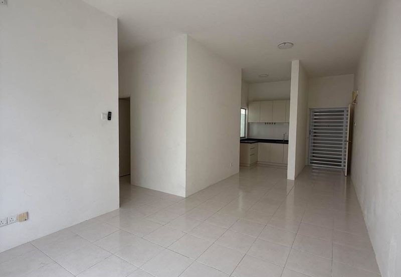 CASA RESIDENCES, CHEMOR