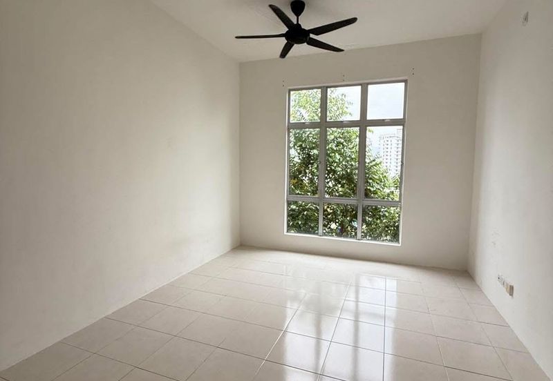 CASA RESIDENCES, CHEMOR