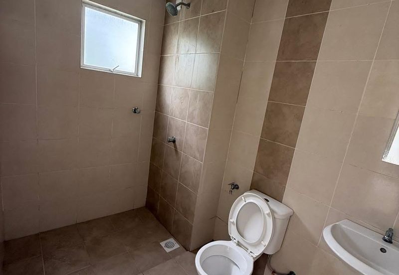 CASA RESIDENCES, CHEMOR