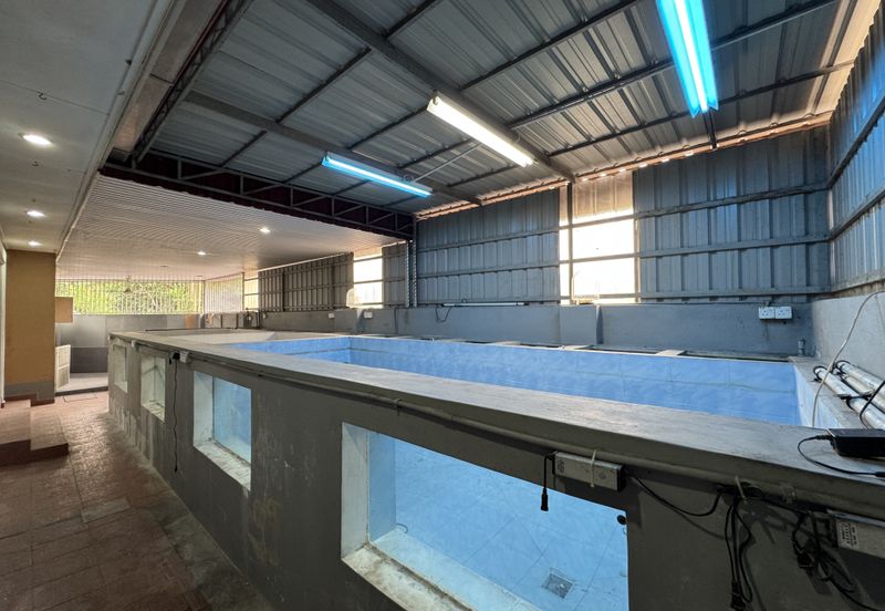 OFF JALAN PASIR PUTEH