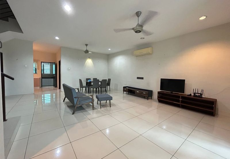 TAMAN MERU DESA PARK