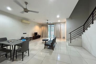 TAMAN MERU DESA PARK