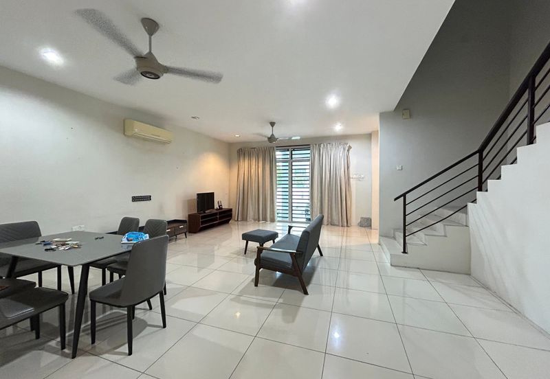 TAMAN MERU DESA PARK