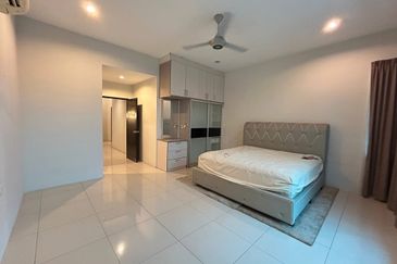 TAMAN MERU DESA PARK