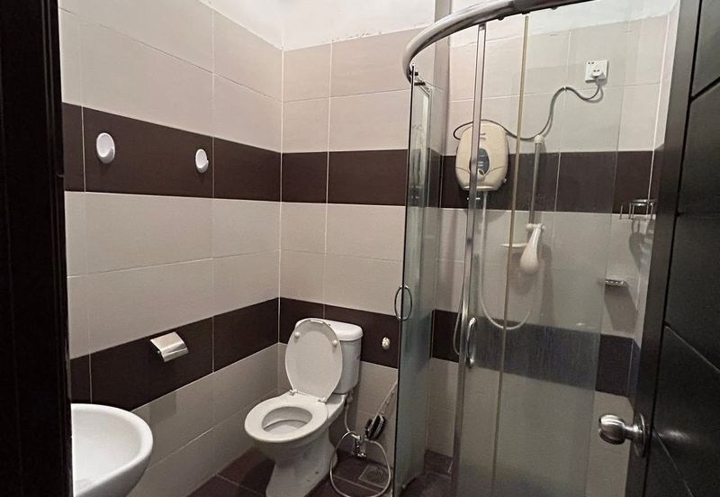 TAMAN MERU DESA PARK