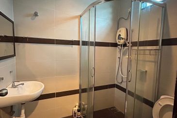 TAMAN MERU DESA PARK