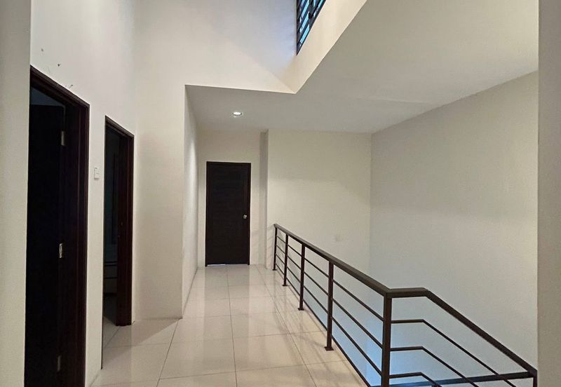 TAMAN MERU DESA PARK